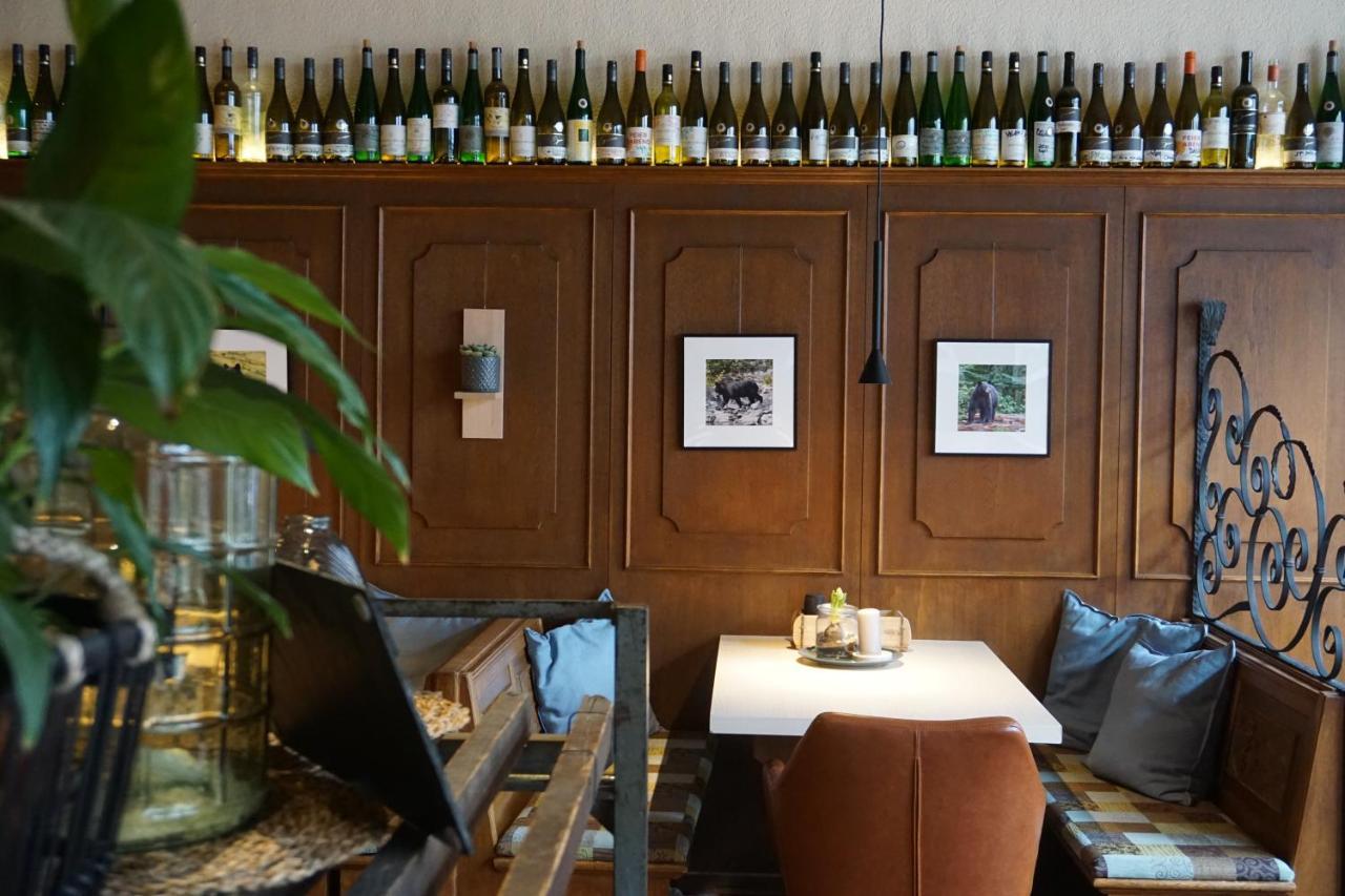 Hotel & Weinhaus Zum Schwarzen Baeren كوبلنس المظهر الخارجي الصورة