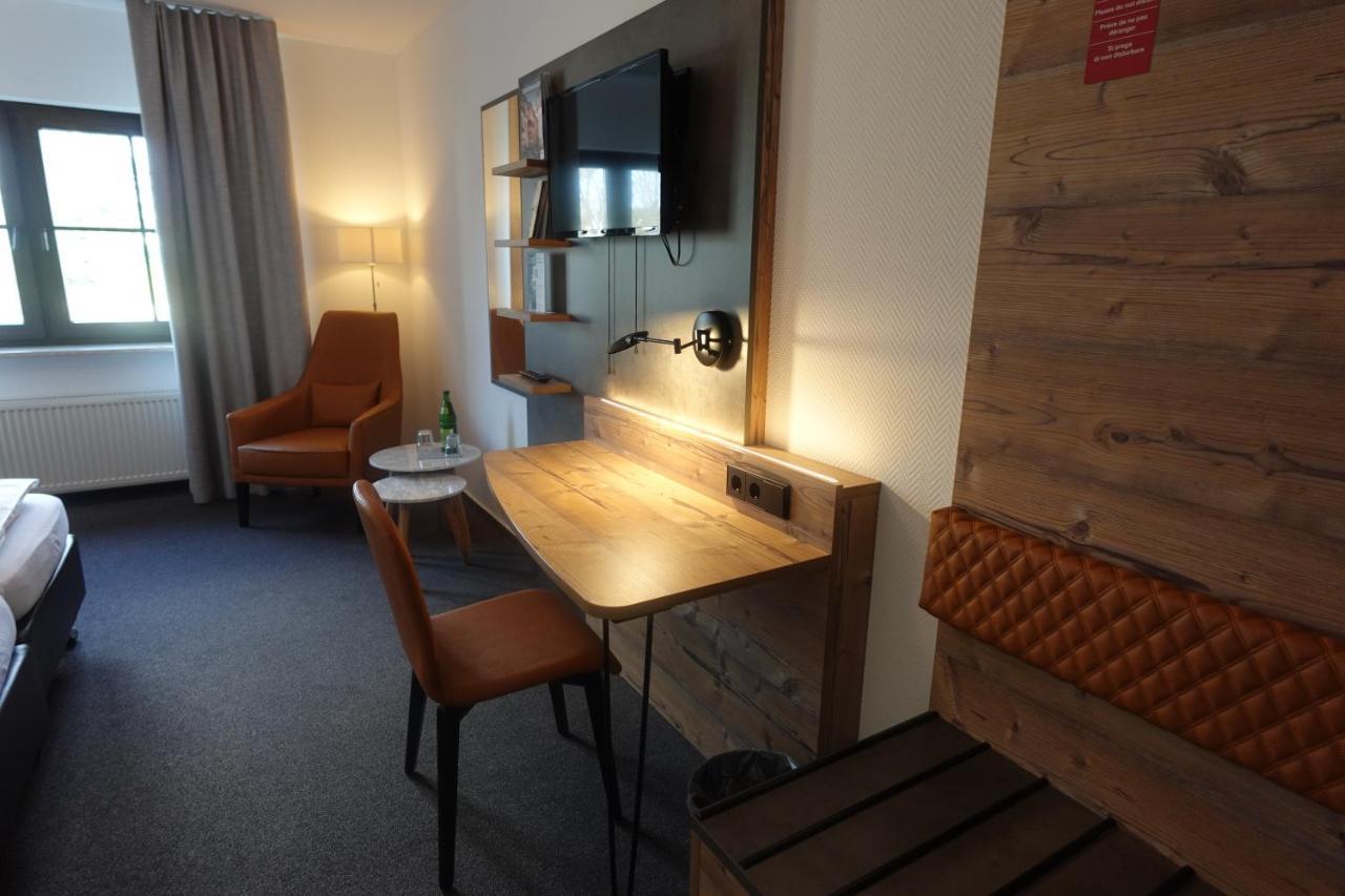 Hotel & Weinhaus Zum Schwarzen Baeren كوبلنس المظهر الخارجي الصورة